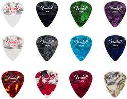 Guitar pick Fender 351 DOTTED CELLULOID (12PK) MED